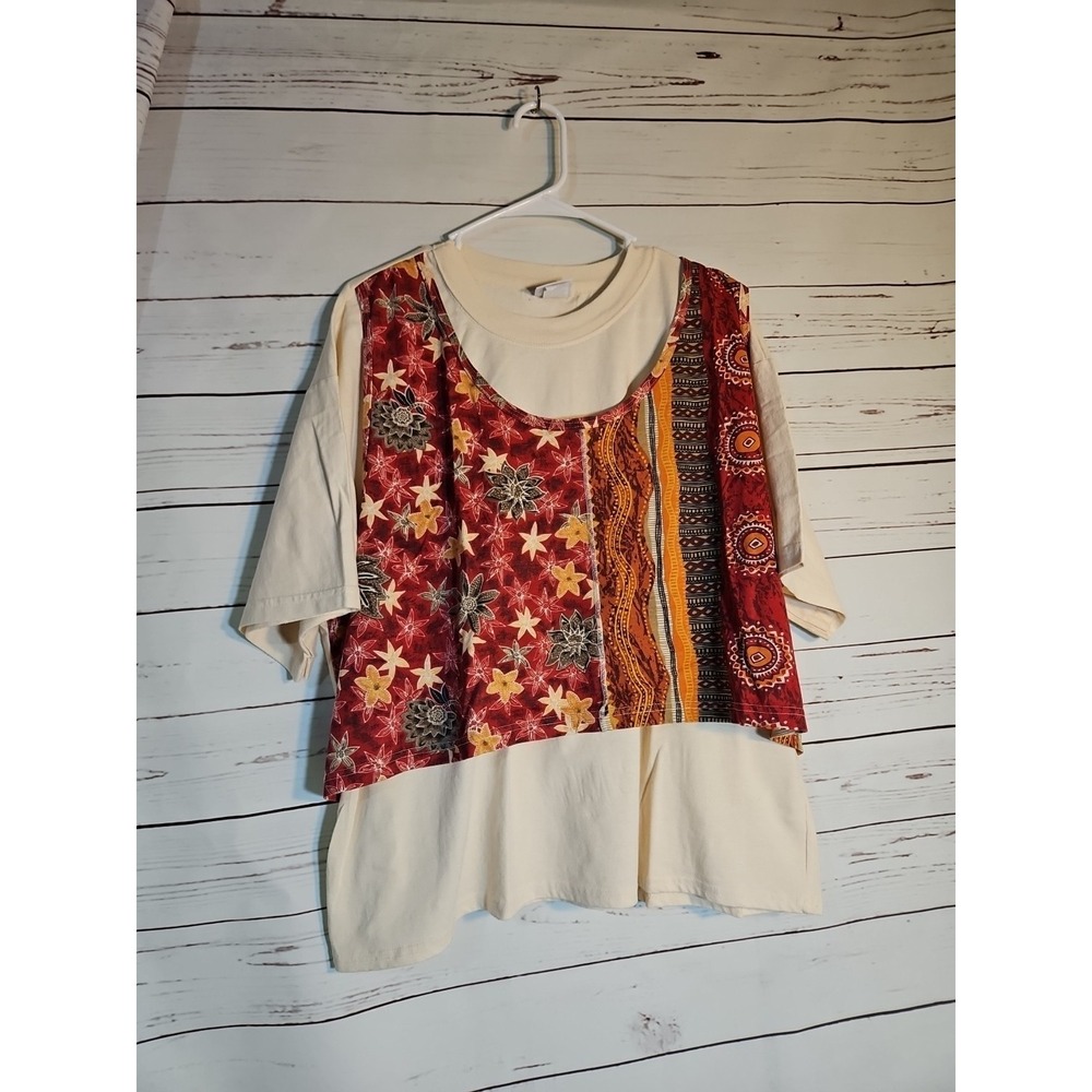 Vintage  Extra Elements T-Shirt with Boho Floral Tribal Pattern Overlay Size 22W